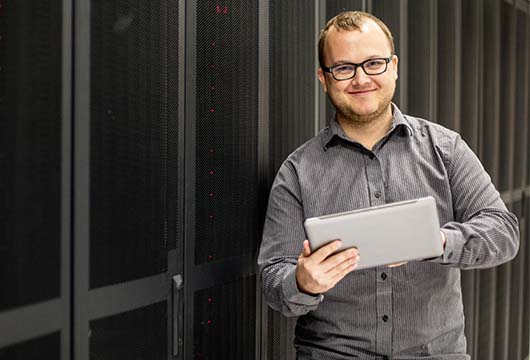Data Centre Engineer with iPad